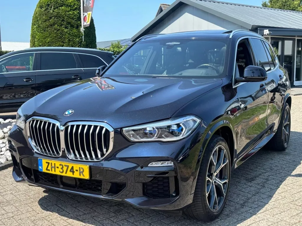 BMW X5 (2019) — foto 1