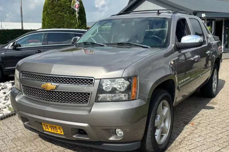 Chevrolet Avalanche (2008)