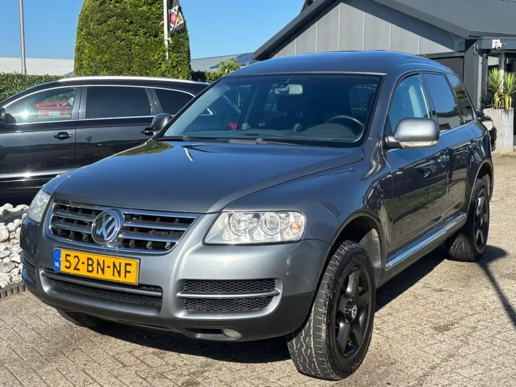 Volkswagen Touareg (2004) — foto 1