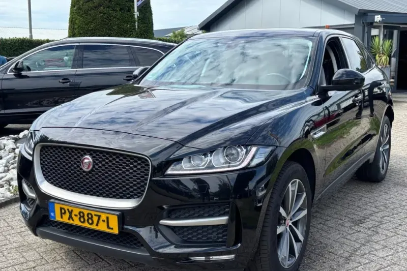 Jaguar F-Pace (2017)