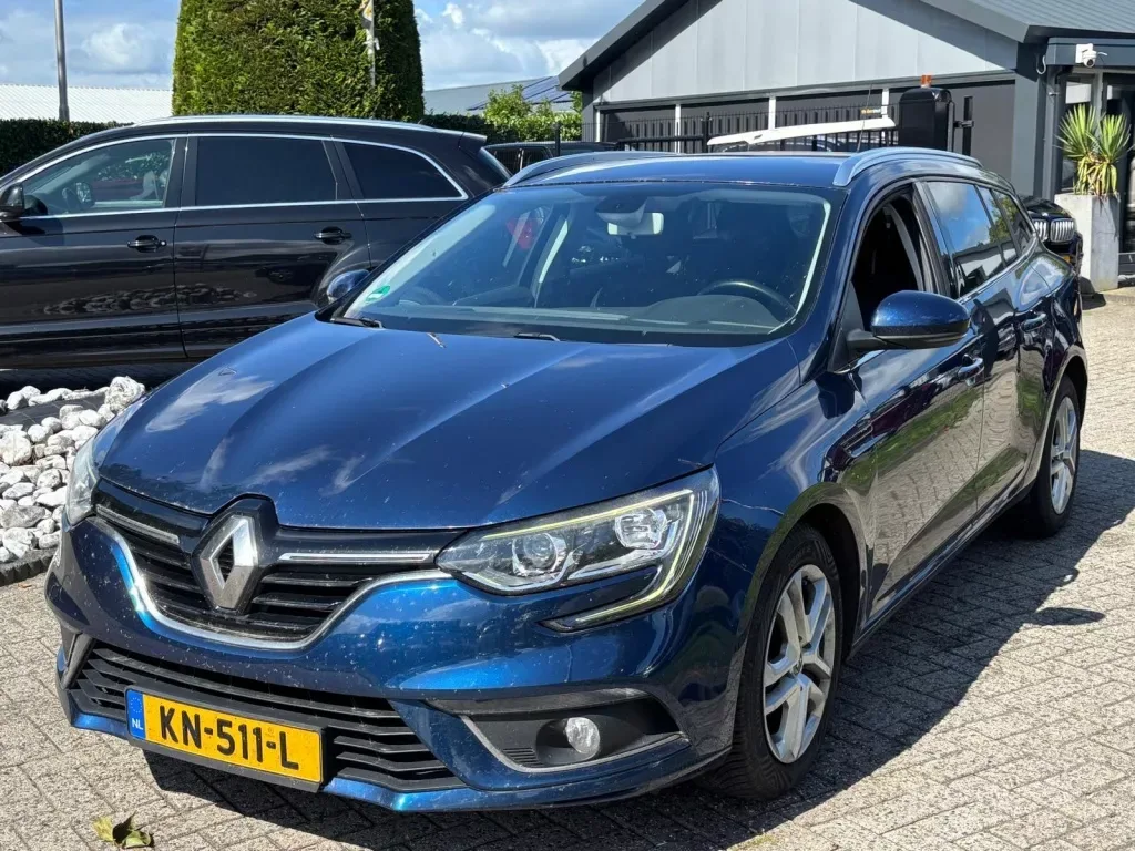 Renault Mégane (2016) — foto 1