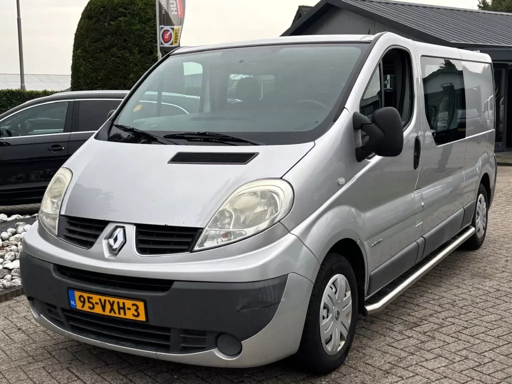 Renault Trafic (2008) — foto 1