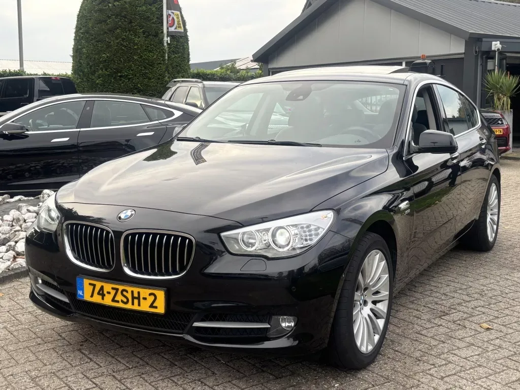 BMW 5-Serie (2012) — foto 1