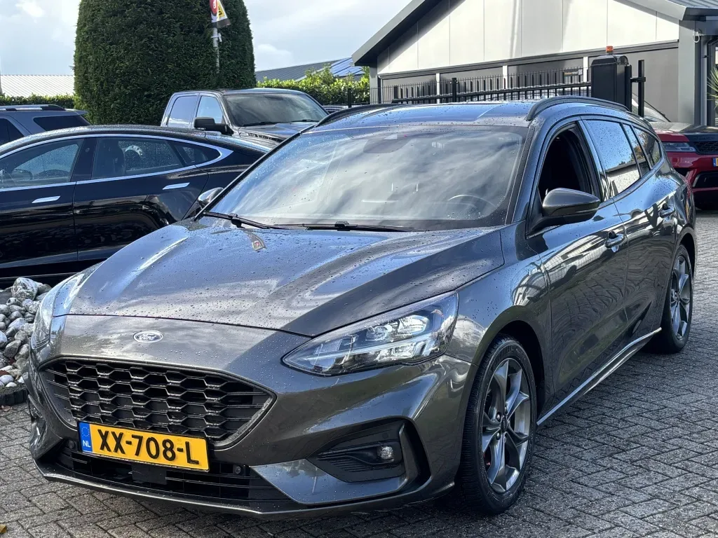 Ford Focus (2019) — foto 1