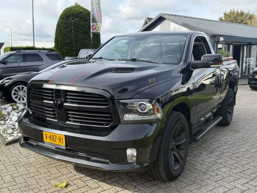 Dodge RAM (2017) — foto 1