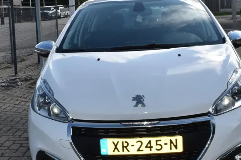 Peugeot 208 (2019)