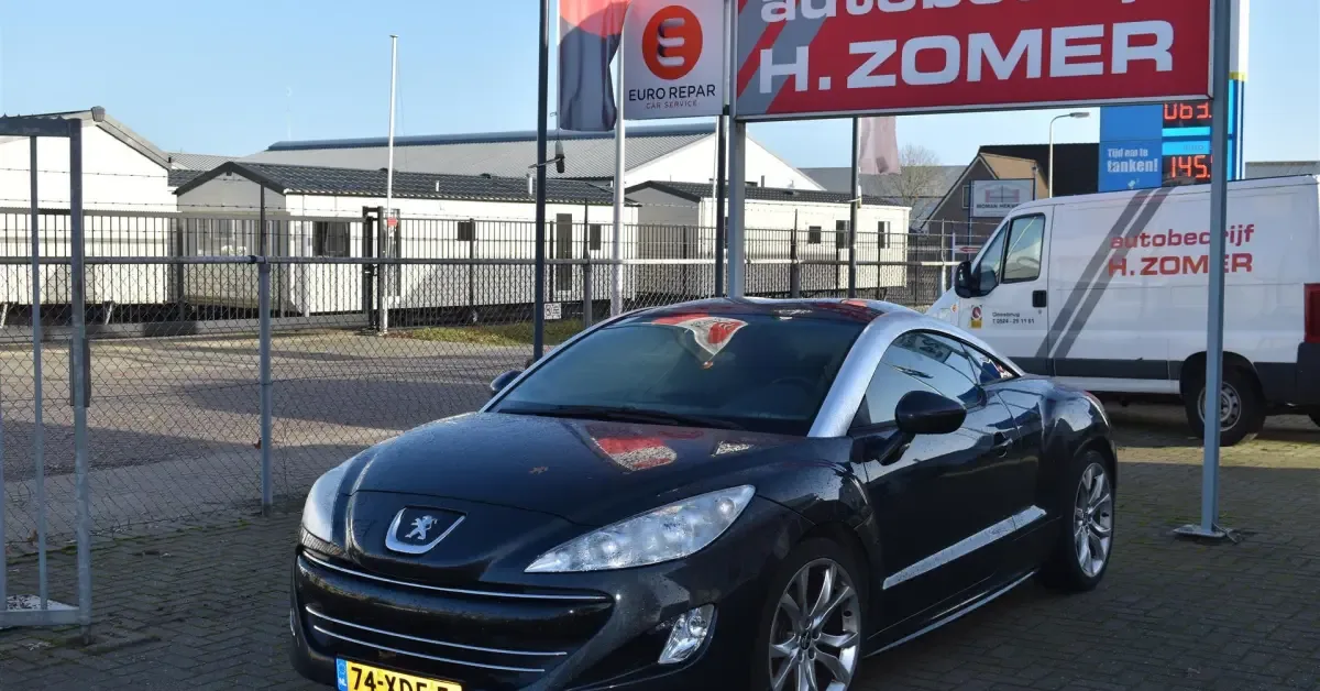 Peugeot RCZ (2012) — foto 1