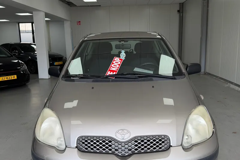 Toyota Yaris (2004)