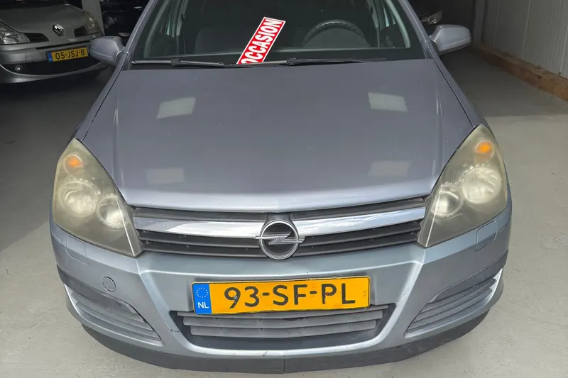 Opel Astra (2005)