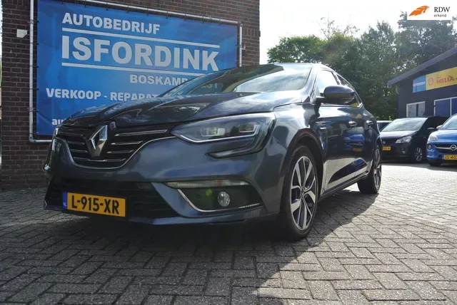 Renault Mégane (2017) — foto 1