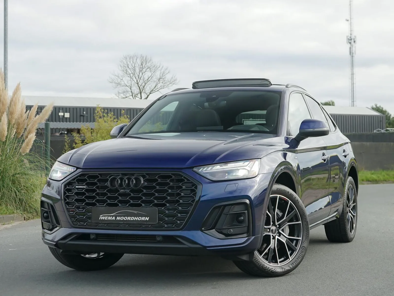 Audi Q5 Sportback (2023) — foto 1