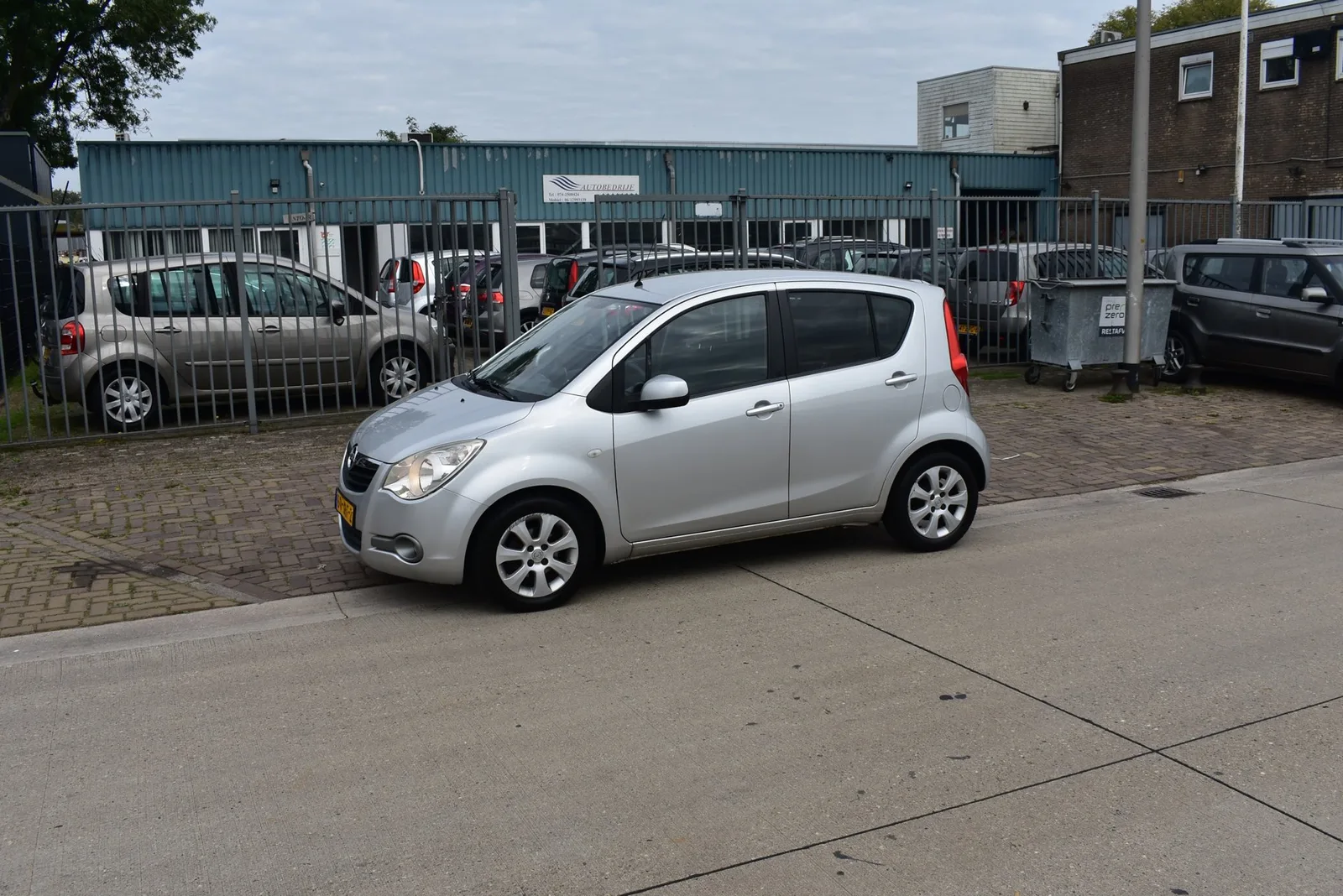 Opel Agila (2008) — foto 1