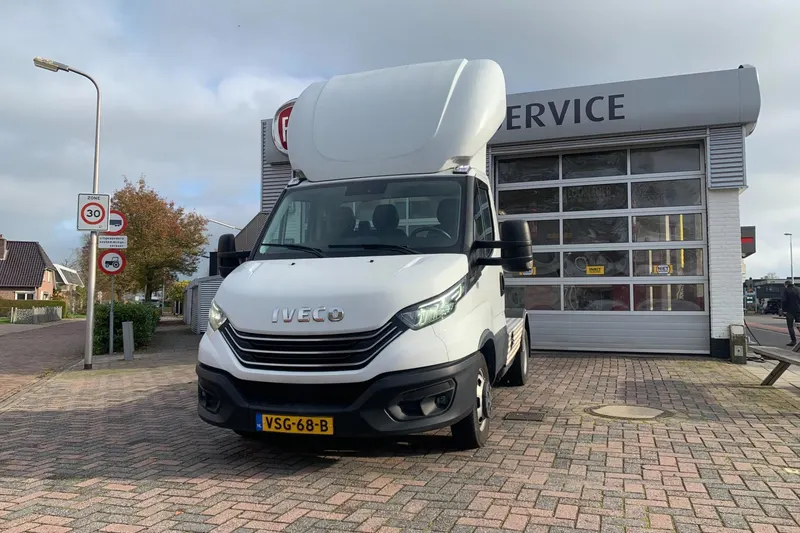 Iveco 40C18 (2022)