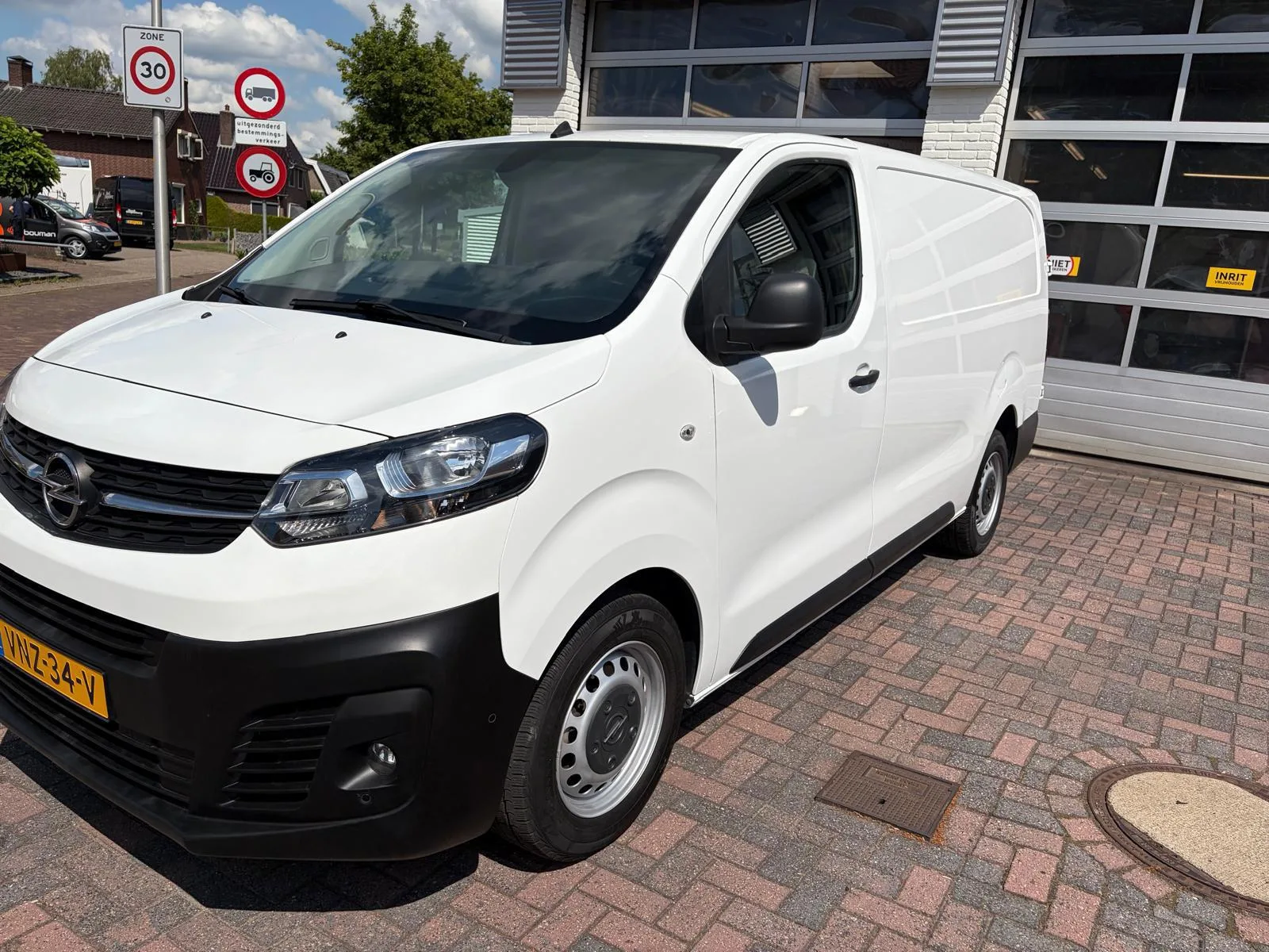 Opel Vivaro (2022) — foto 1