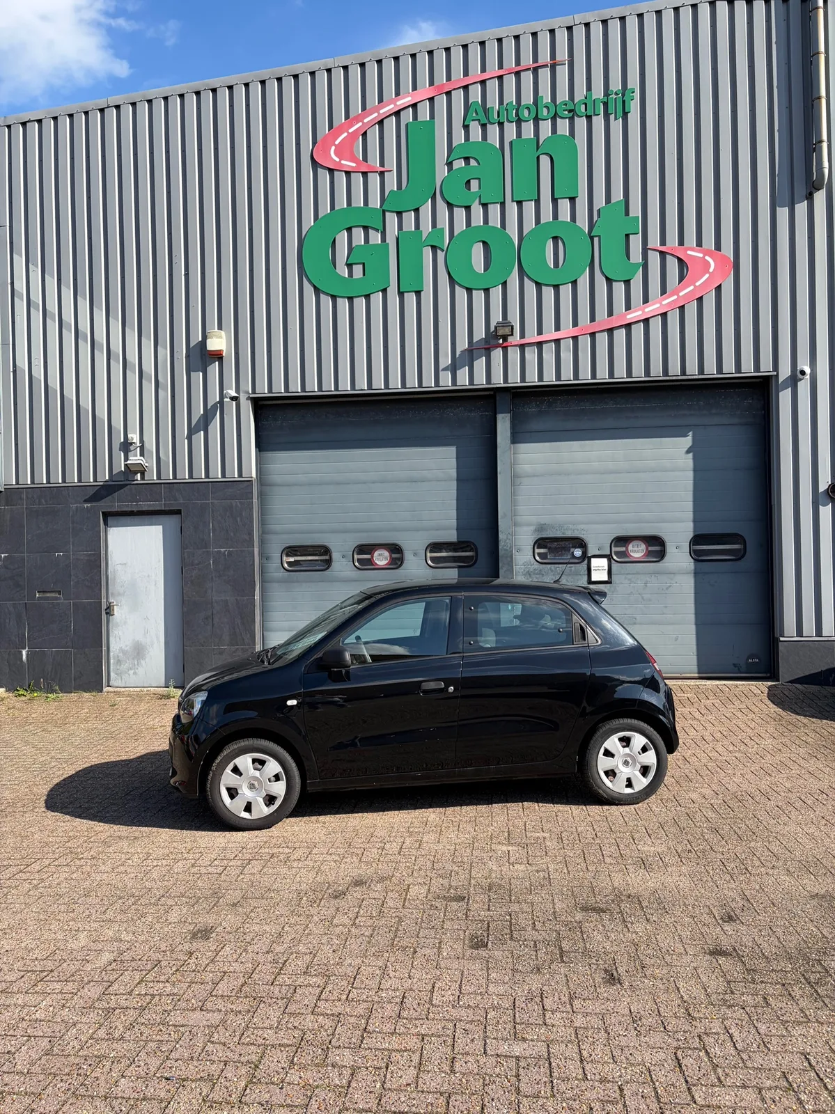 Renault Twingo (2017) — foto 1