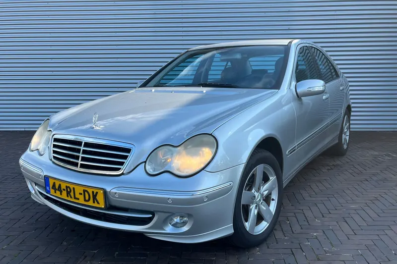 Mercedes-Benz C-Klasse (2005)