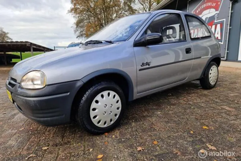 Opel Corsa (1994)