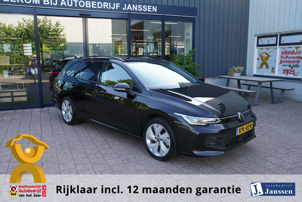 Volkswagen Golf (2025) — foto 1