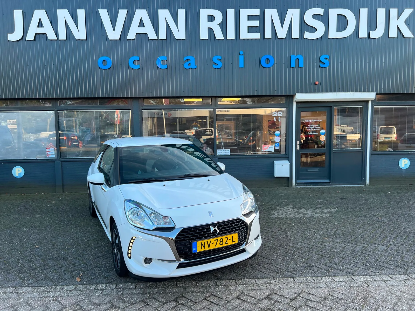 DS 3 (2017) — foto 1
