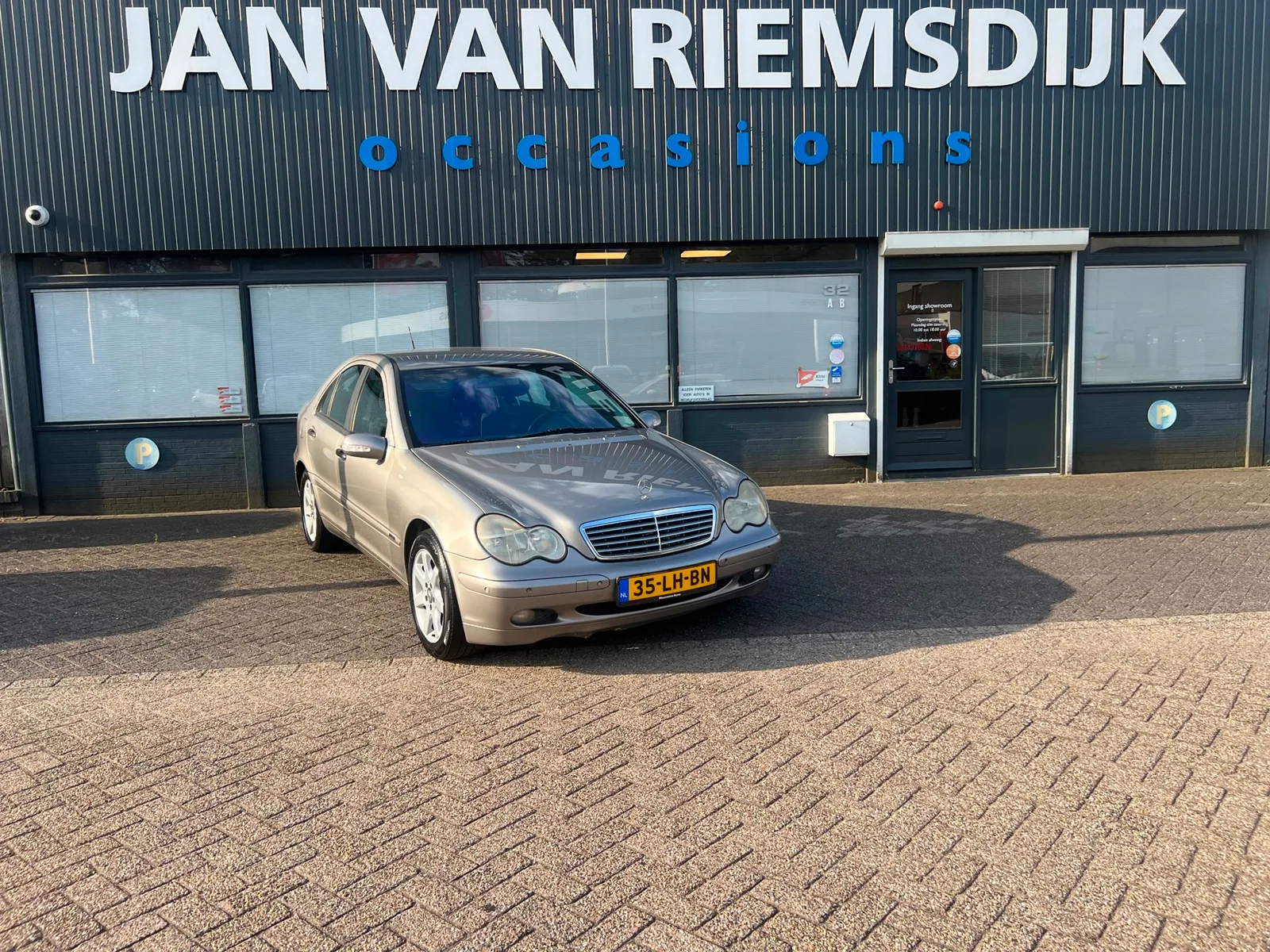 Mercedes-Benz C-Klasse (2003) — foto 1