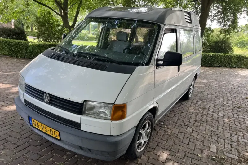 Volkswagen T4 dehler camper (1991)