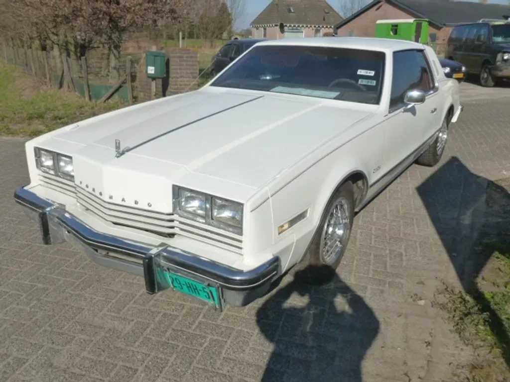 Oldsmobile Toronado (1980) — foto 1