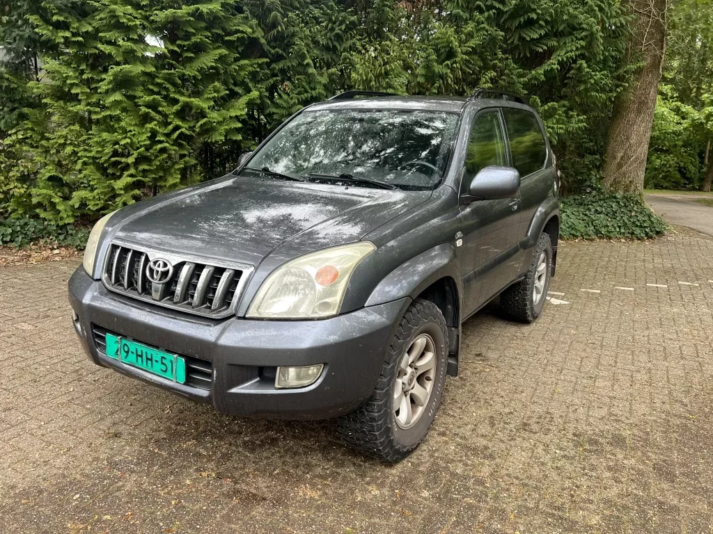 Toyota Land Cruiser (2005) — foto 1