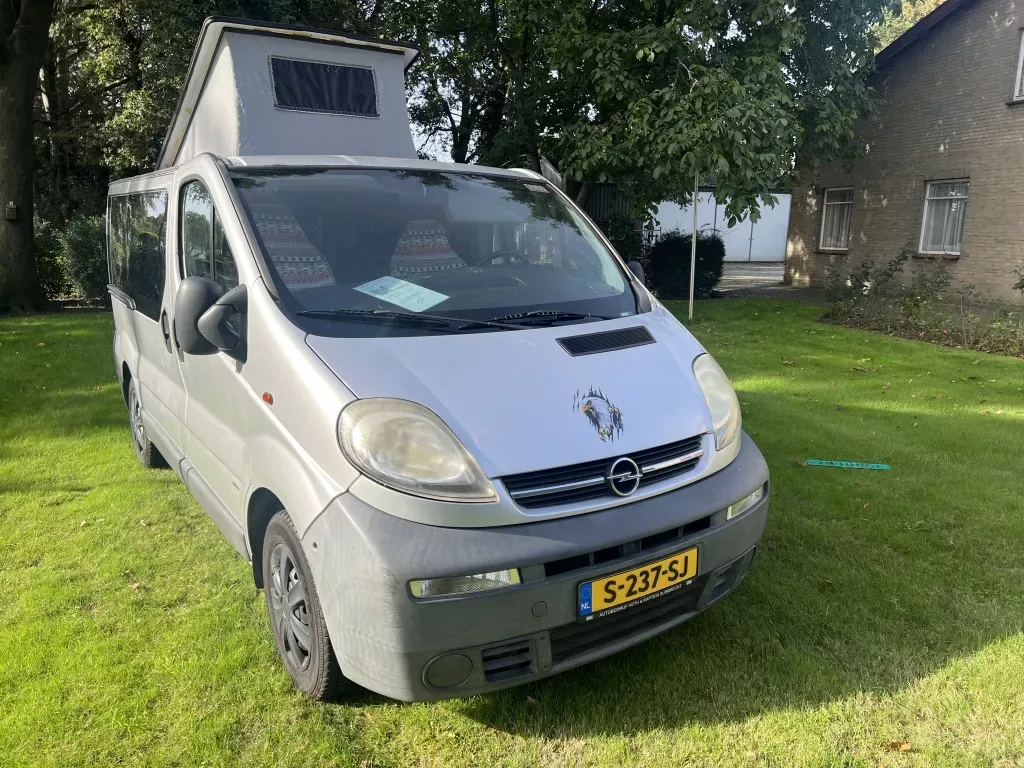 Opel Vivaro (2003) — foto 1