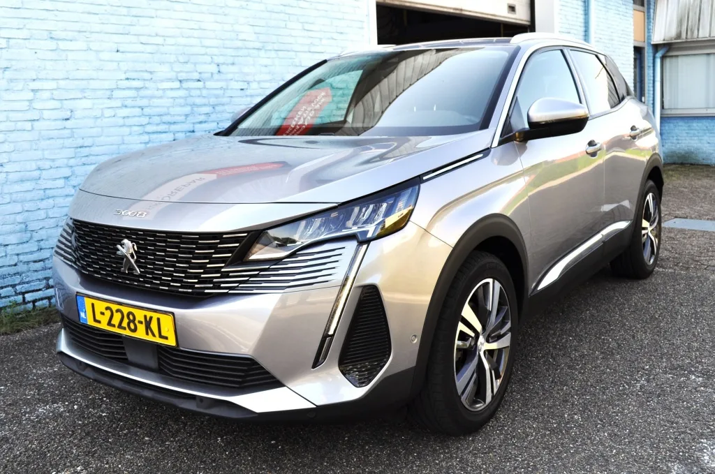Peugeot 3008 (2021) — foto 1