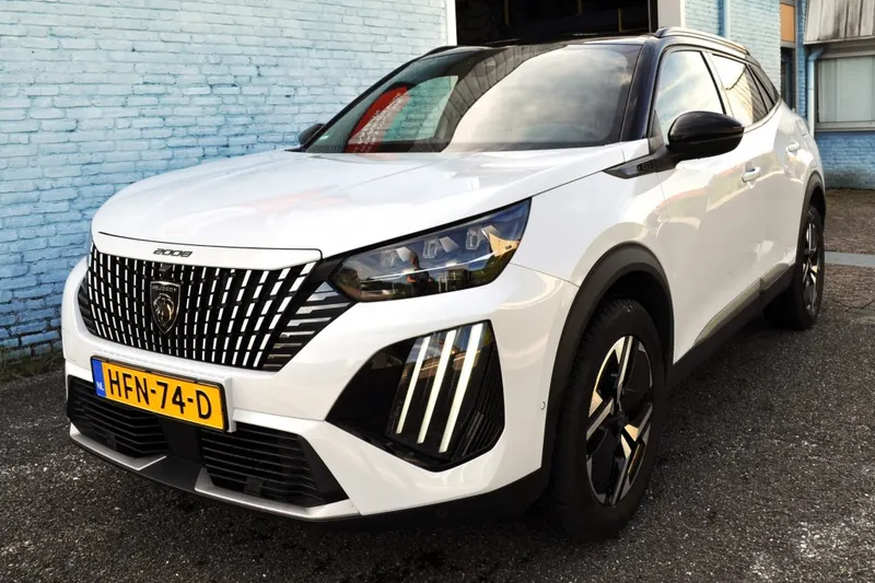 Peugeot 2008 (2024)