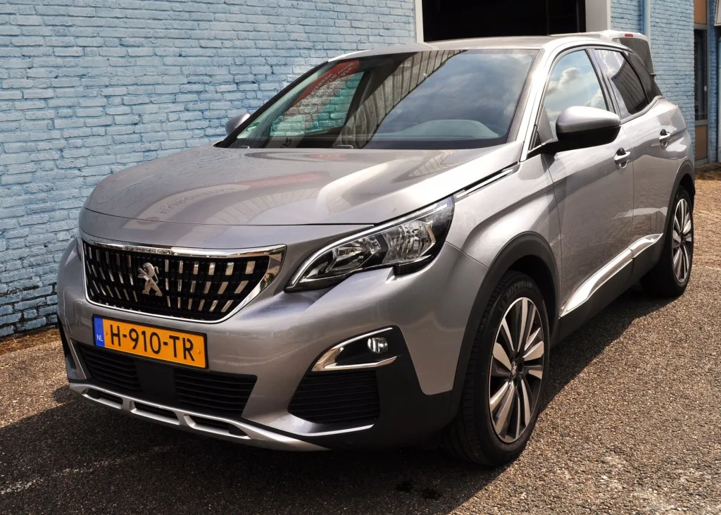 Peugeot 3008 (2020) — foto 1