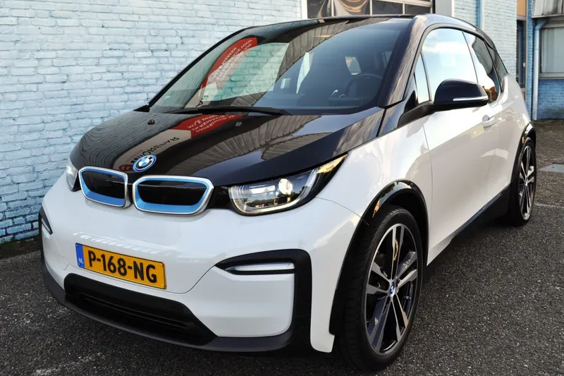 BMW i3 (2022)
