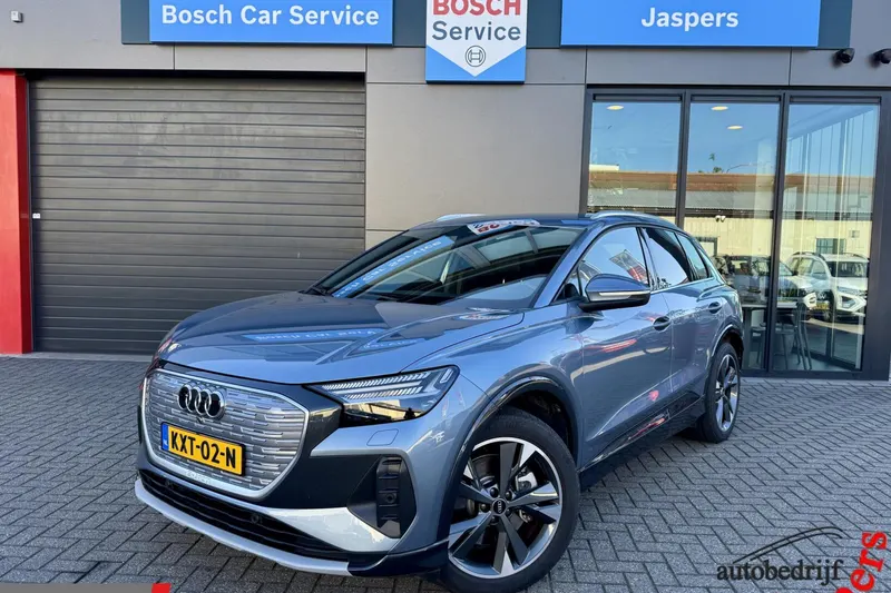 Audi Q4 e-tron (2022)