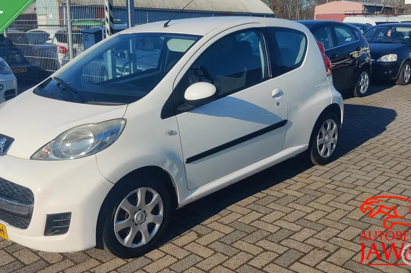 Peugeot 107 (2010)