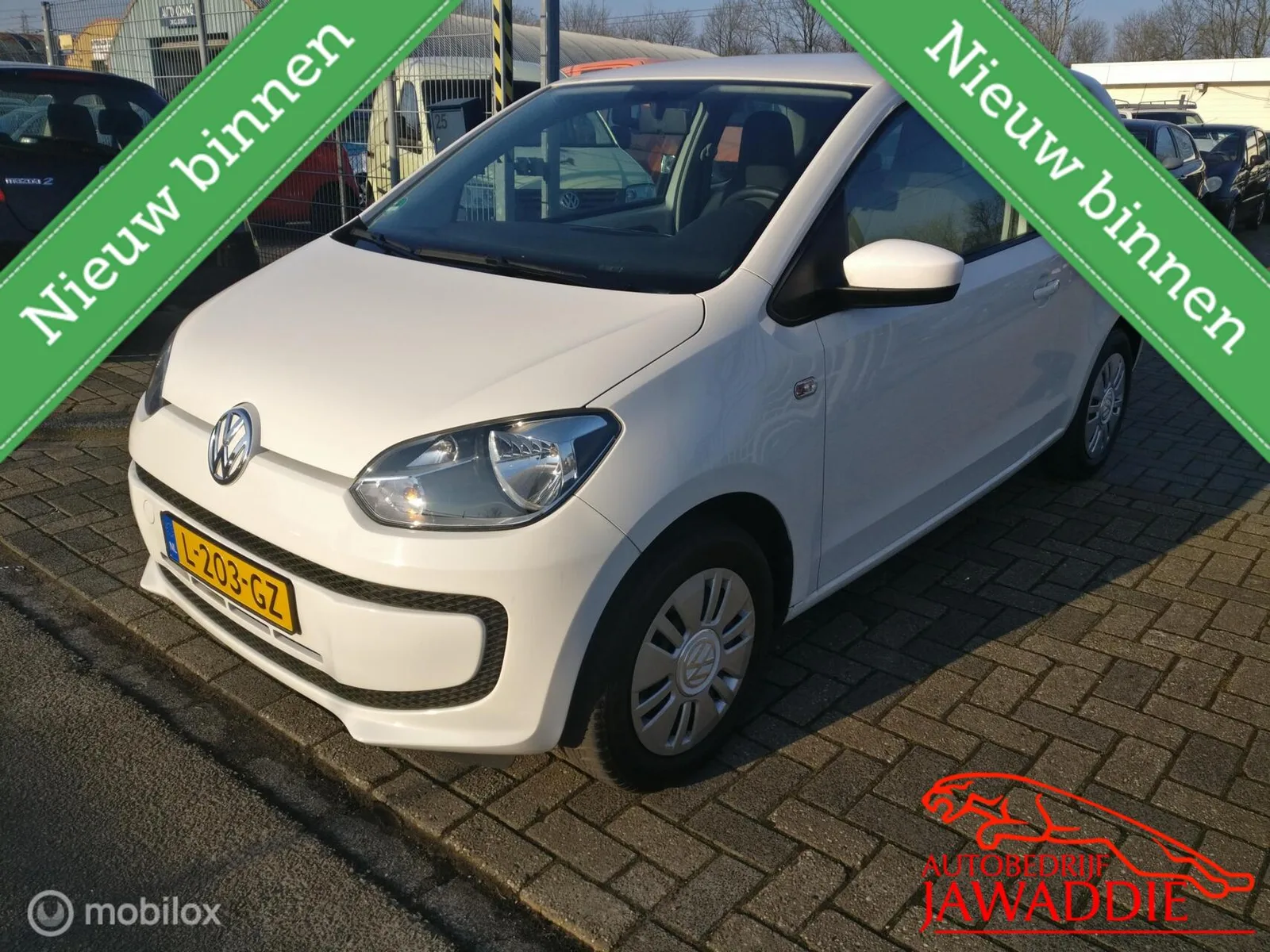 Volkswagen Up! (2015) — foto 1