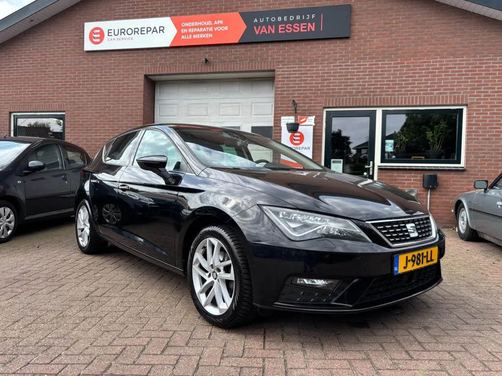 SEAT Leon (2017) — foto 1