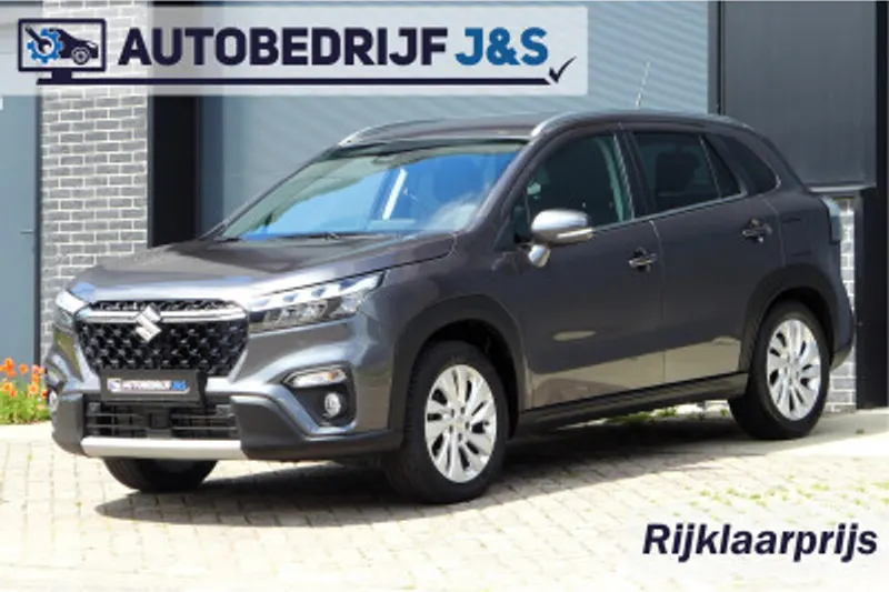 Suzuki S-Cross (2023)