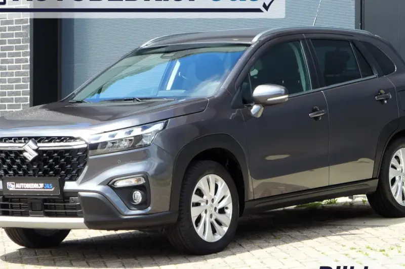 Suzuki S-Cross (2023)