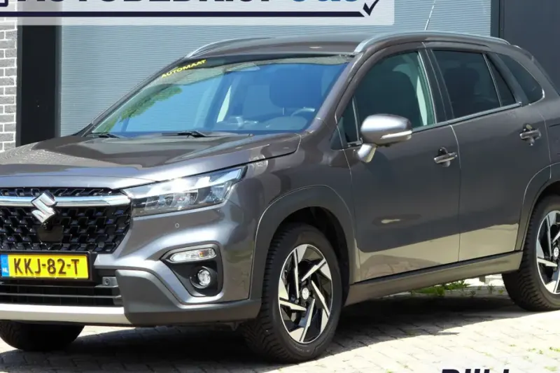 Suzuki S-Cross (2025)
