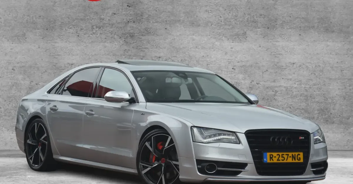 Audi A8 (2013) — foto 1