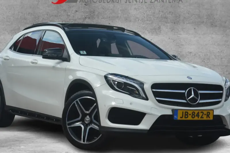 Mercedes-Benz GLA (2016)