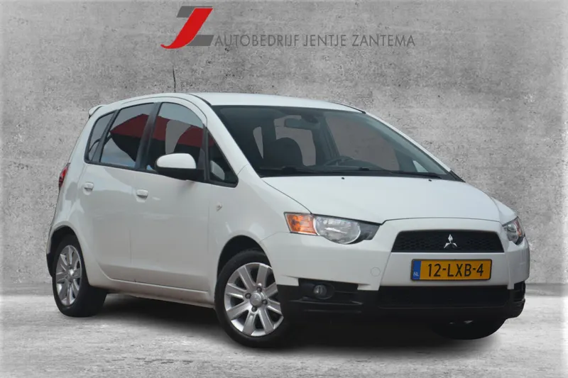 Mitsubishi Colt (2010)