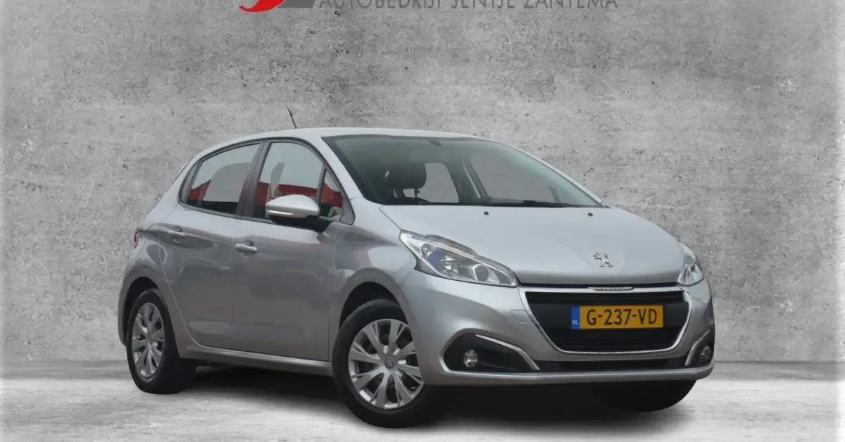 Peugeot 208 (2017) — foto 1