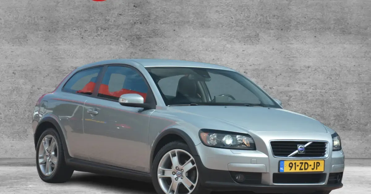 Volvo C30 (2008) — foto 1