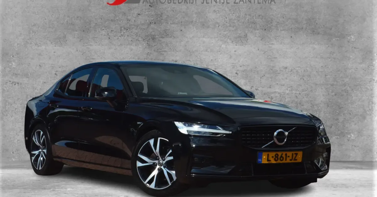 Volvo S60 (2021) — foto 1