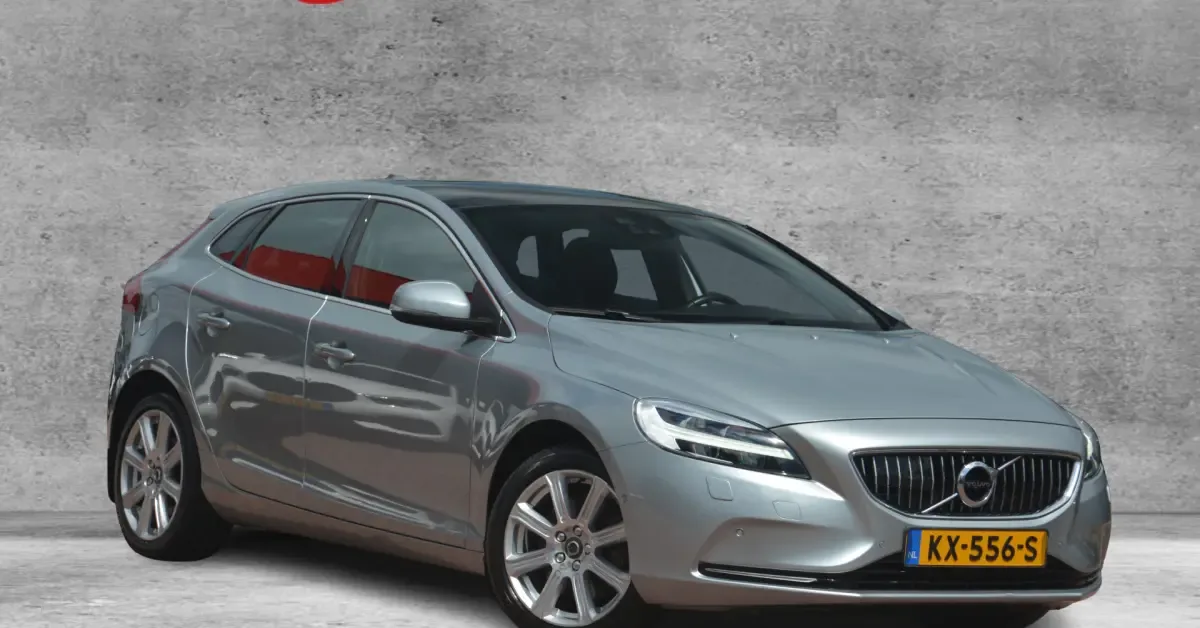 Volvo V40 (2017) — foto 1