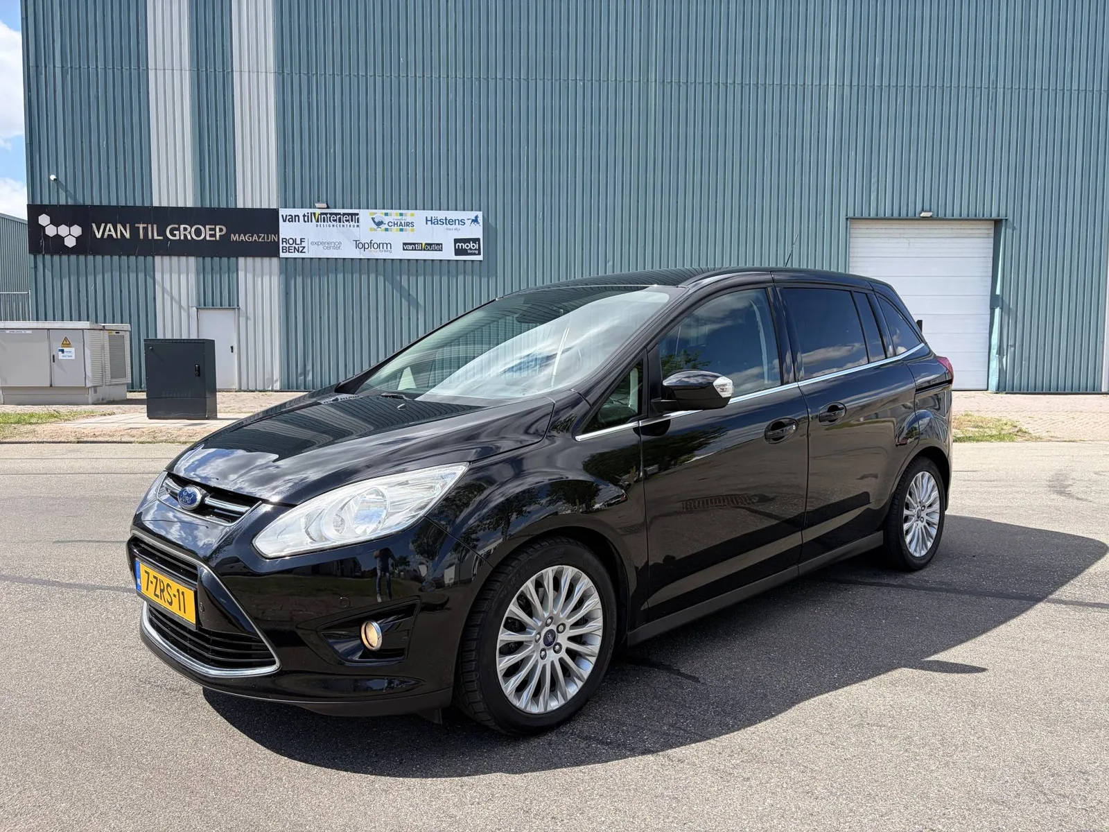 Ford Grand C-Max (2015) — foto 1