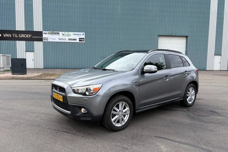 Mitsubishi ASX (2011)