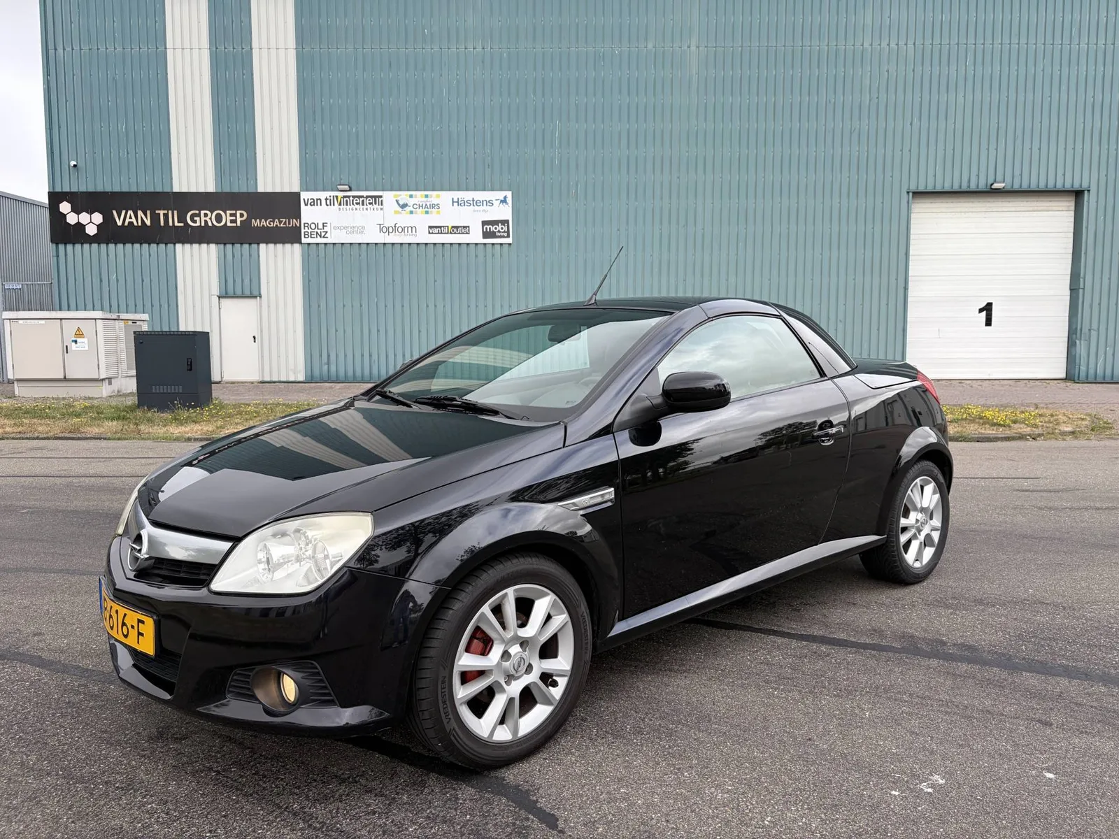 Opel Tigra (2006) — foto 1