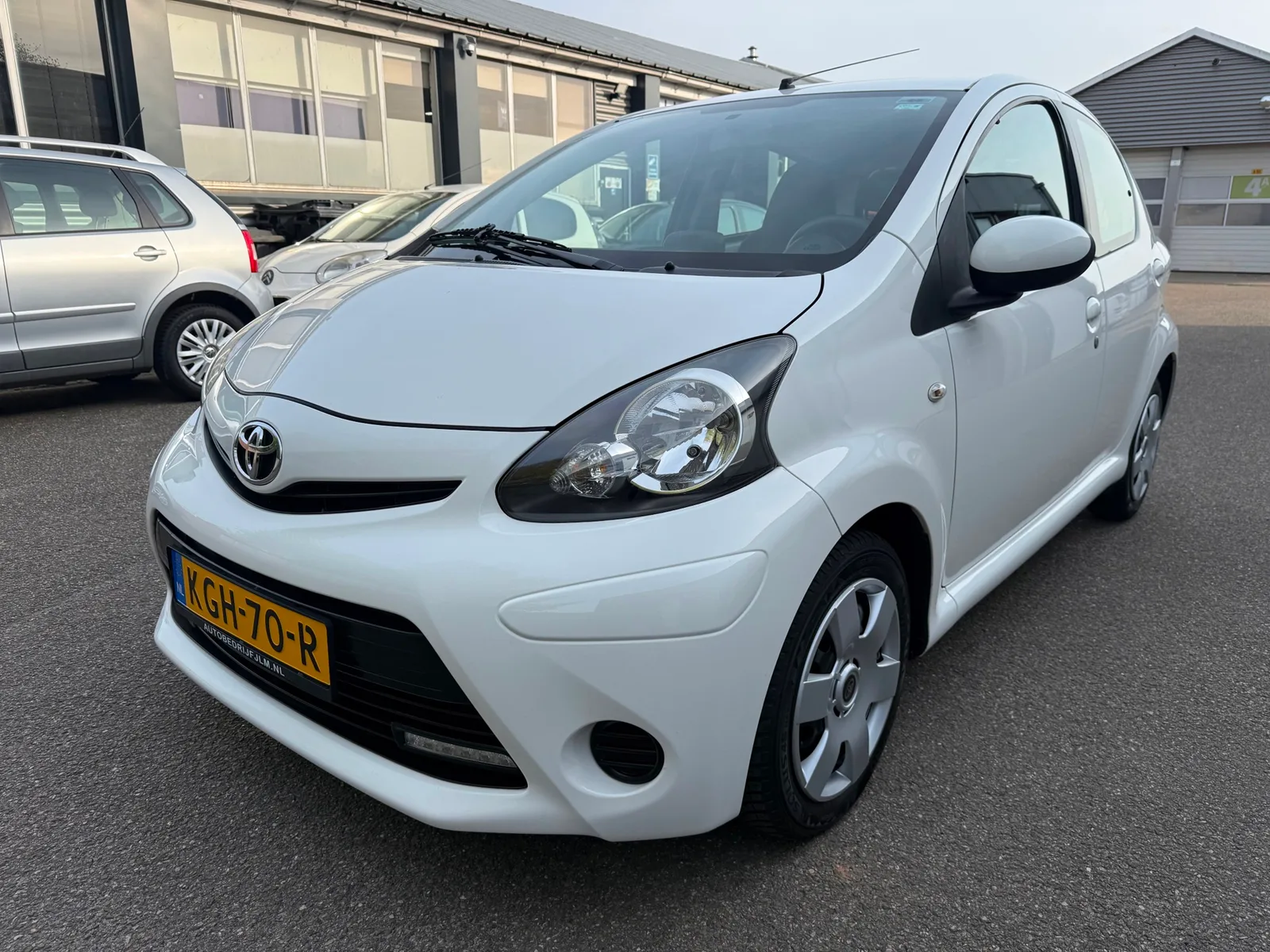 Toyota Aygo (2013) — foto 1